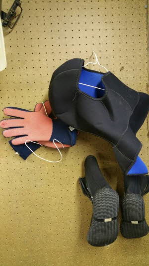 Scuba Eq Package-Hood-Gloves-Boots